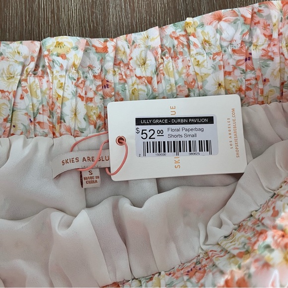 NWT, Skies Are Blue paper bag shorts, pastel, size Small - Picture 6 of 7